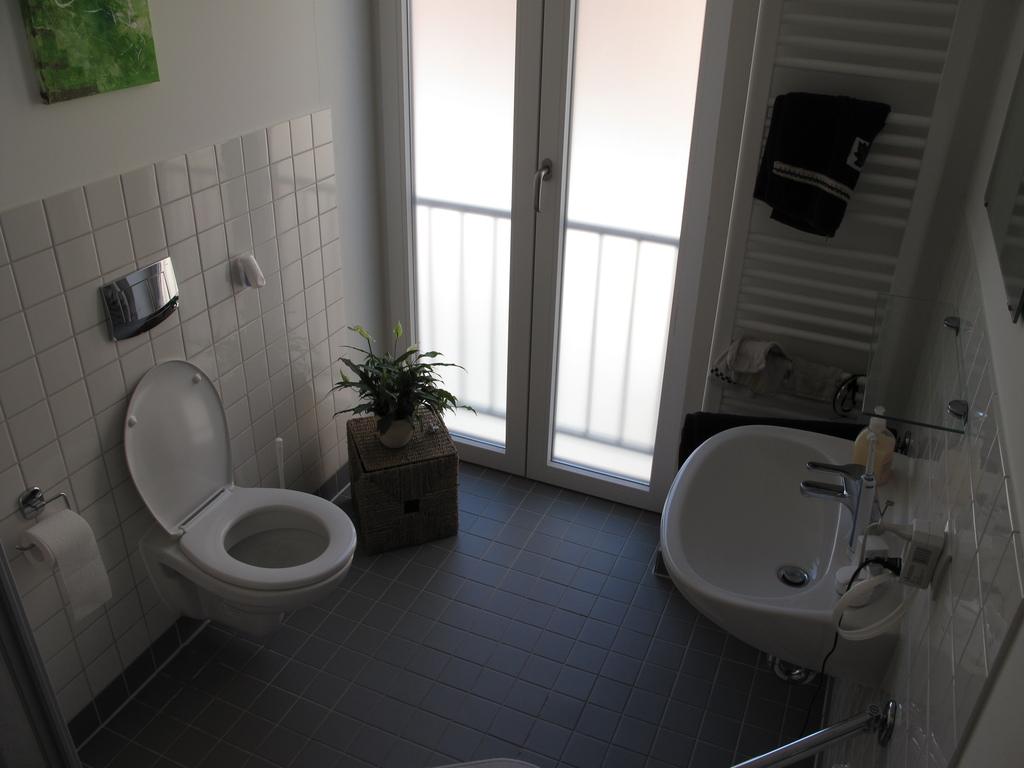 Wohnzimmer Klarastraße 3